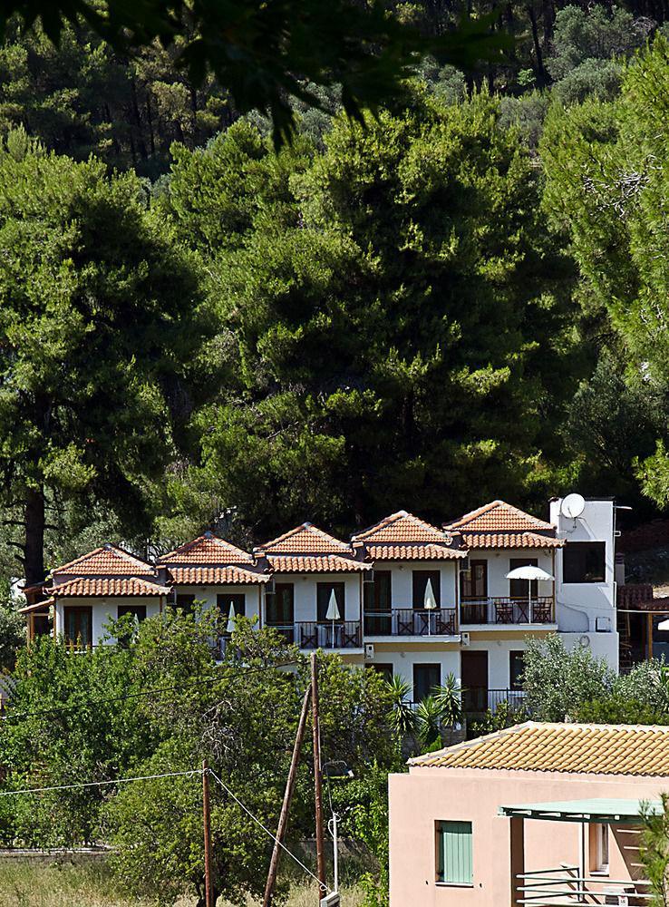 The Pine Trees Apart otel Agnontas Dış mekan fotoğraf