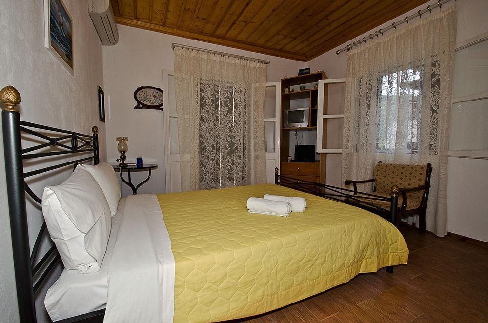 The Pine Trees Apart otel Agnontas Dış mekan fotoğraf